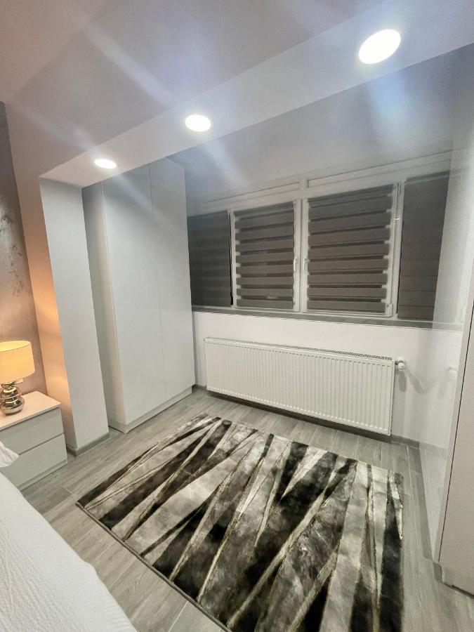 Timisoara Central Apartment New Parking !! ภายนอก รูปภาพ