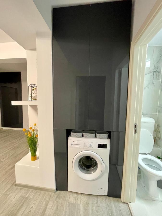 Timisoara Central Apartment New Parking !! ภายนอก รูปภาพ